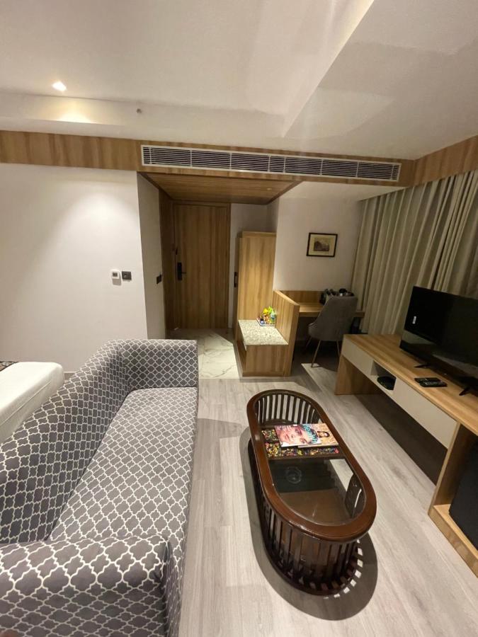 Hotel Malbork Inn @ Janakpuri Delhi  Esterno foto